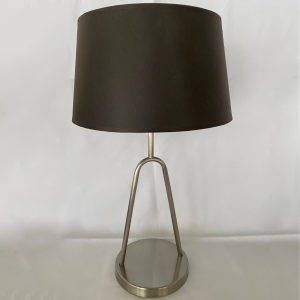 AIRES Table Lamp